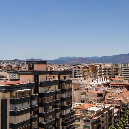 Sur Suites Palmeras 4 Фуeнхирола Екстериор снимка