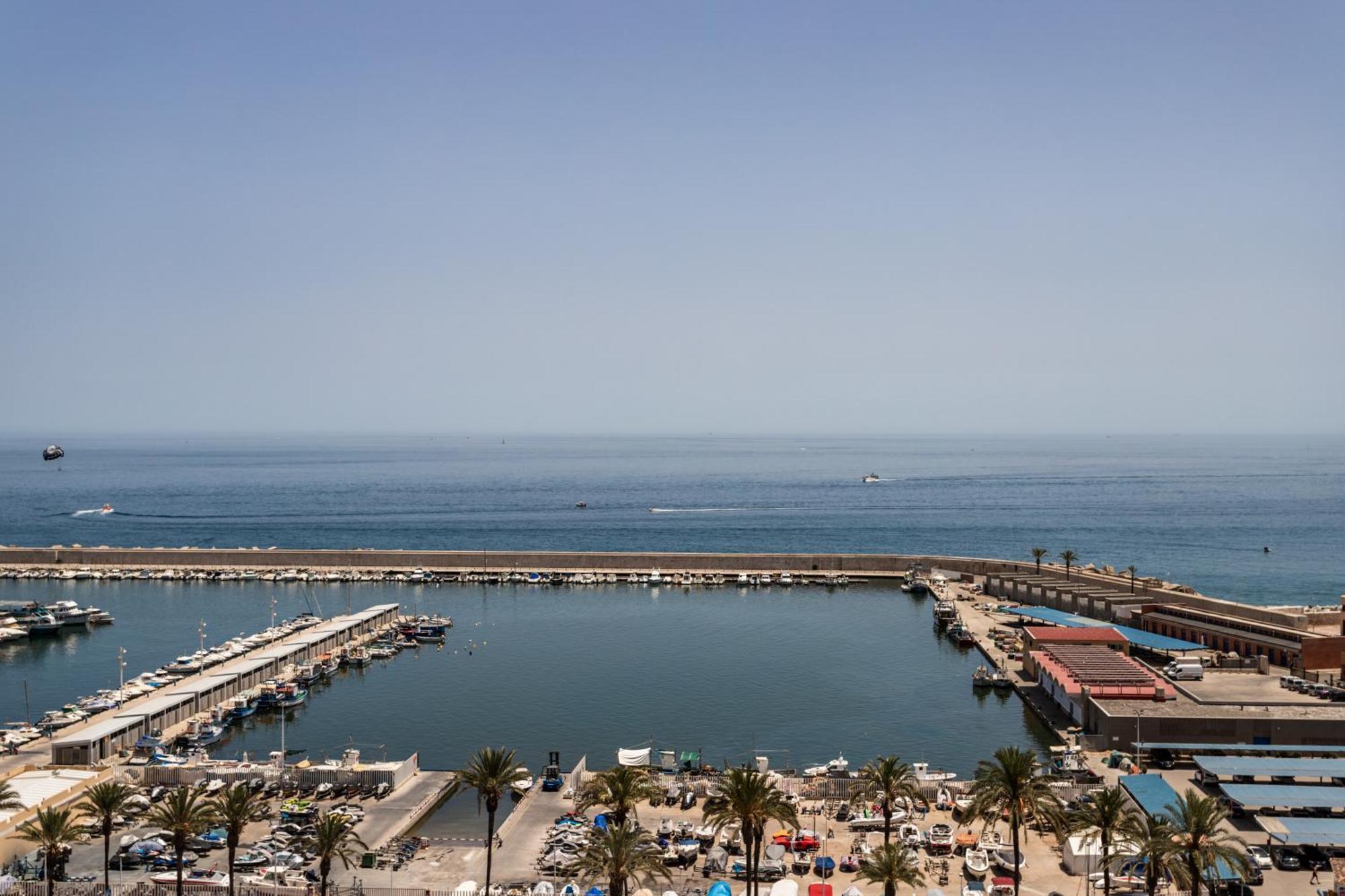Sur Suites Palmeras 4 Фуeнхирола Екстериор снимка