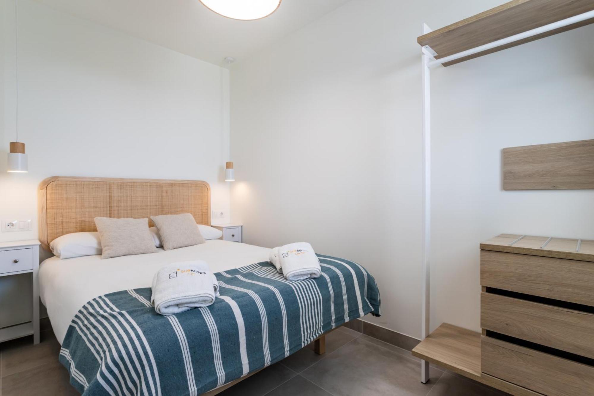 Sur Suites Palmeras 4 Фуeнхирола Екстериор снимка