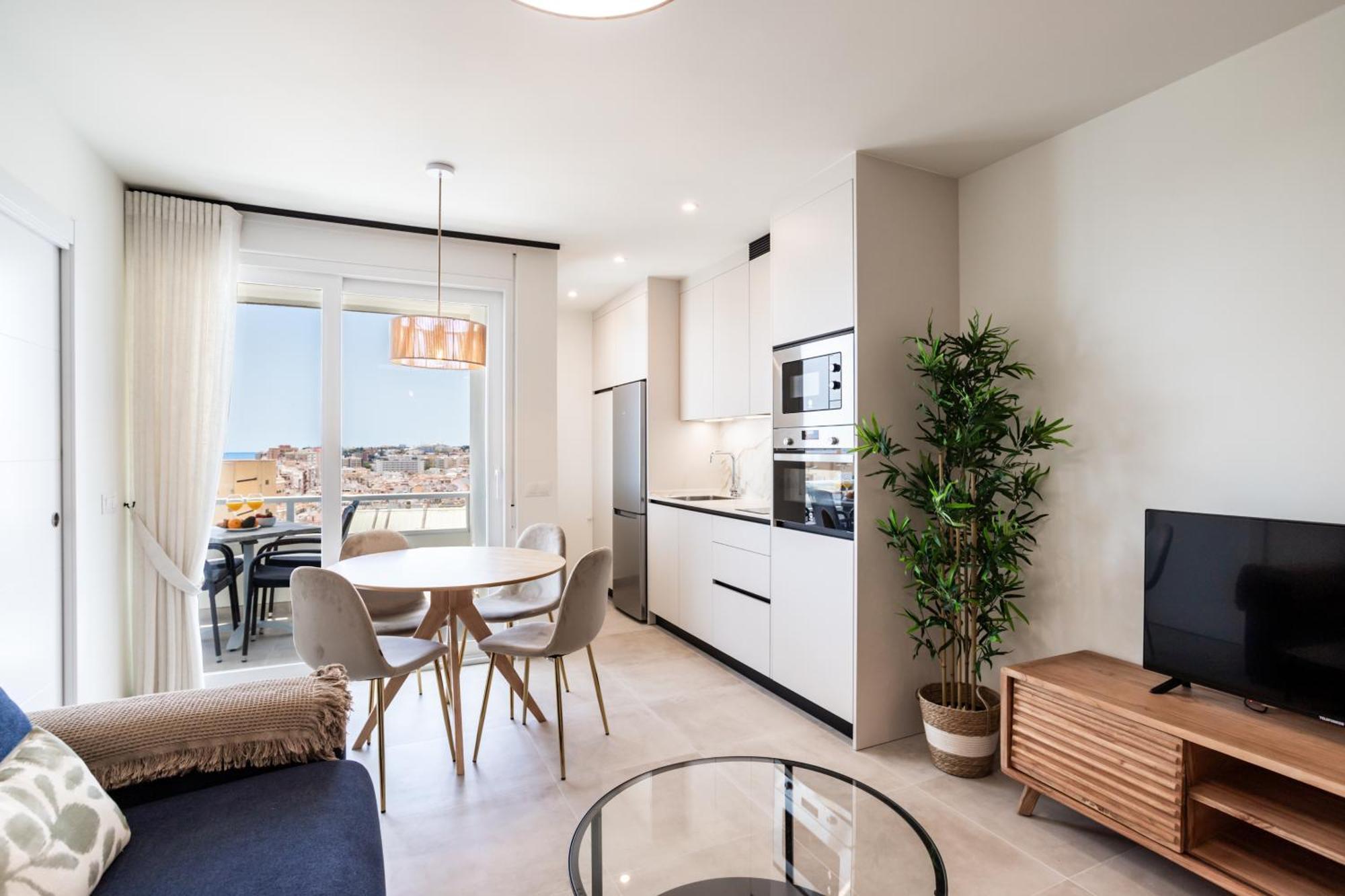 Sur Suites Palmeras 4 Фуeнхирола Екстериор снимка