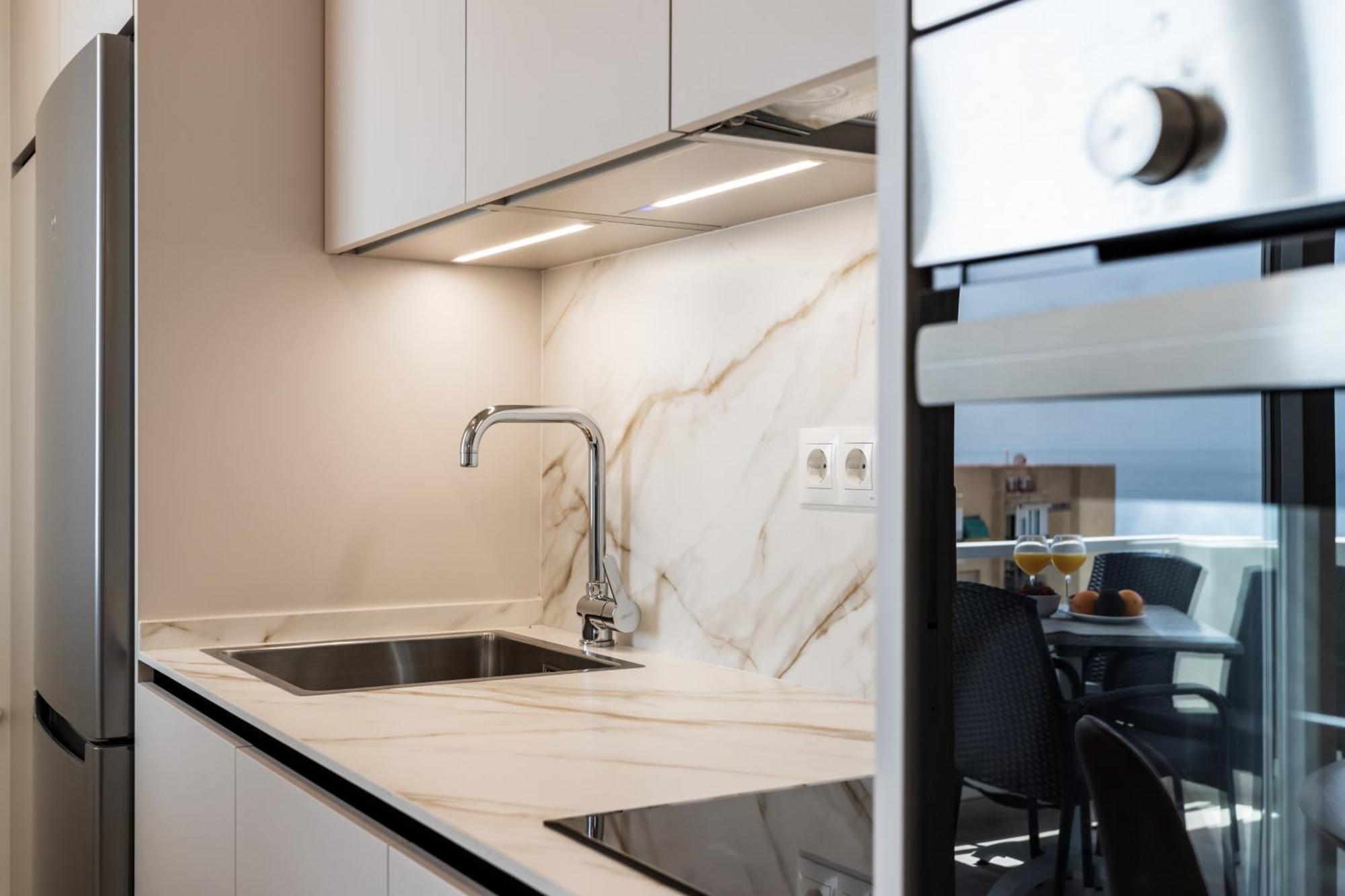 Sur Suites Palmeras 4 Фуeнхирола Екстериор снимка