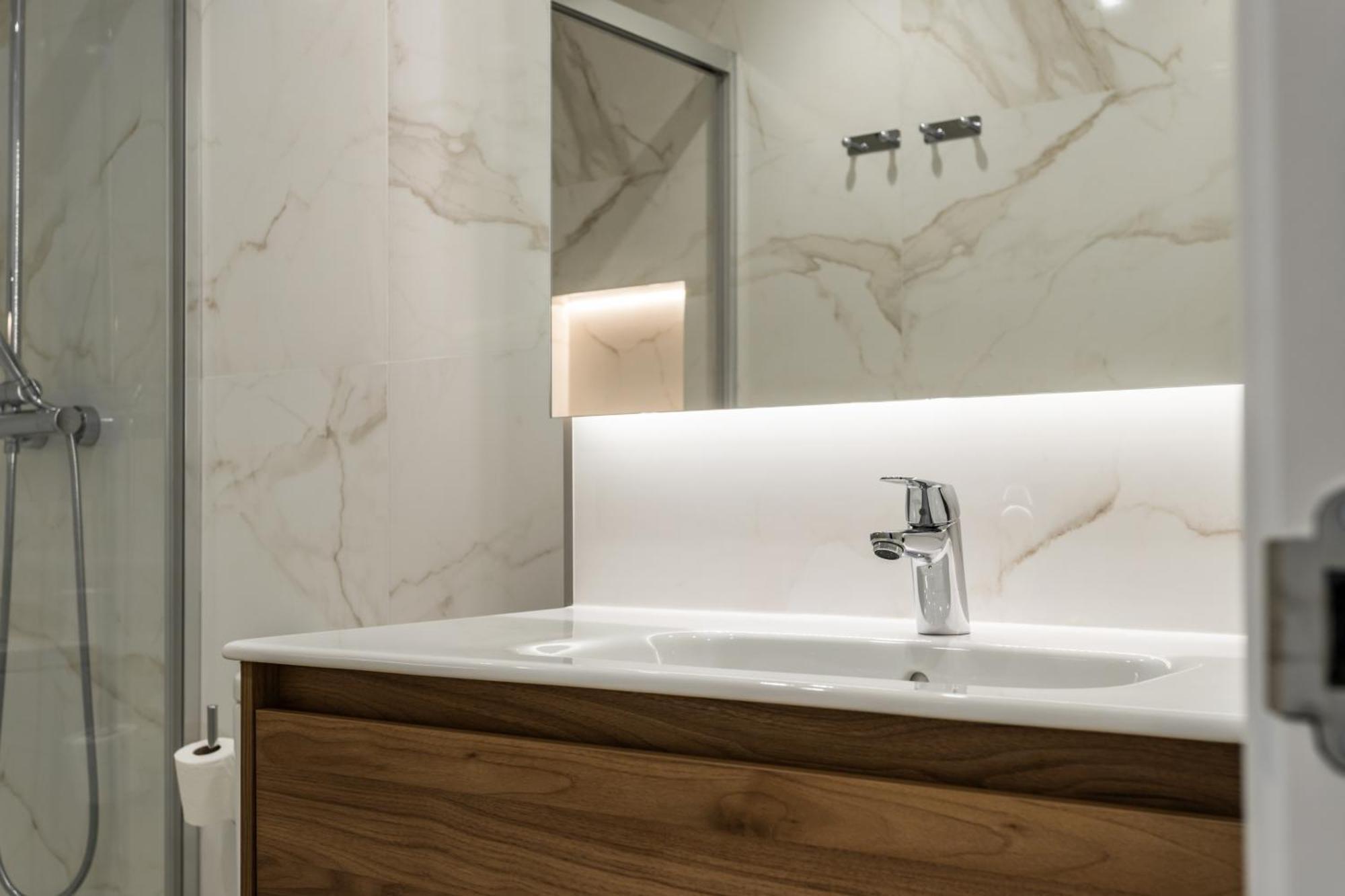 Sur Suites Palmeras 4 Фуeнхирола Екстериор снимка